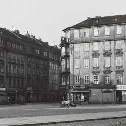df_hauptkatalog_0114339_ Klemm, Konrad_ Neustädter Markt, Blick nach Westen in die Einmündug Große Meißne... , 1906_1908 - Kopie